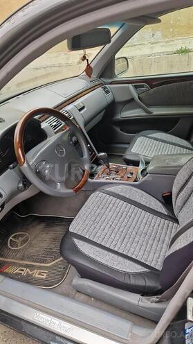 Mercedes E 240 2000, 312,000 km - 2.4 l - Bakı