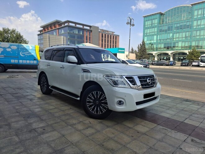 Nissan Patrol 2014, 195,000 km - 5.6 l - Bakı