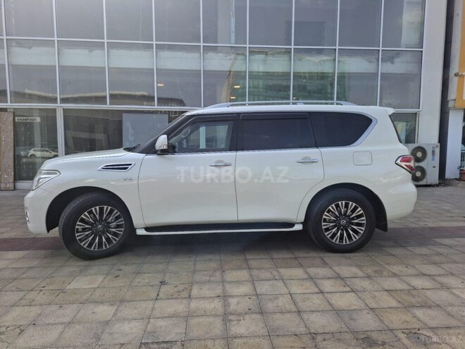 Nissan Patrol 2014, 195,000 km - 5.6 l - Bakı