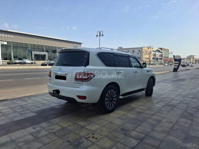 Nissan Patrol 2014, 195,000 km - 5.6 l - Bakı