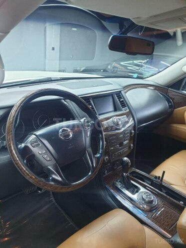Nissan Patrol 2014, 195,000 km - 5.6 l - Bakı