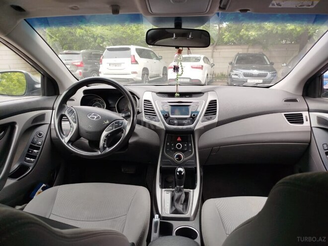Hyundai Elantra 2015, 248,000 km - 1.8 l - Bakı