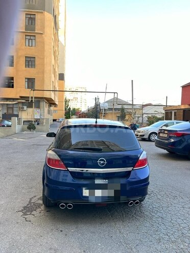 Opel Astra 2005, 255,000 km - 1.4 l - Salyan