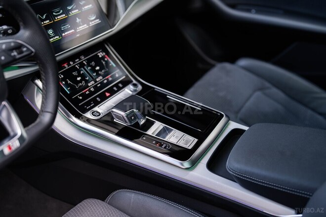Audi Q8 2022, 43,000 km - 3.0 l - Bakı