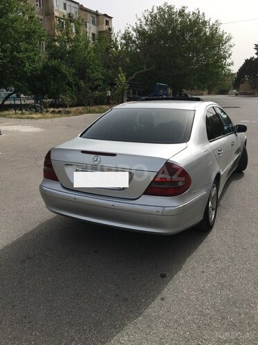 Mercedes E 220 d 2002, 425,000 km - 2.2 l - Bakı