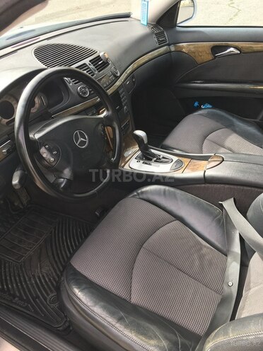 Mercedes E 220 d 2002, 425,000 km - 2.2 l - Bakı