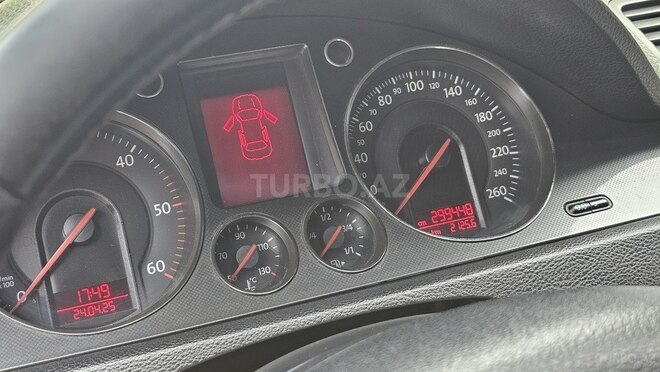 Volkswagen Passat 2006, 299,000 km - 2.0 л - Balakən