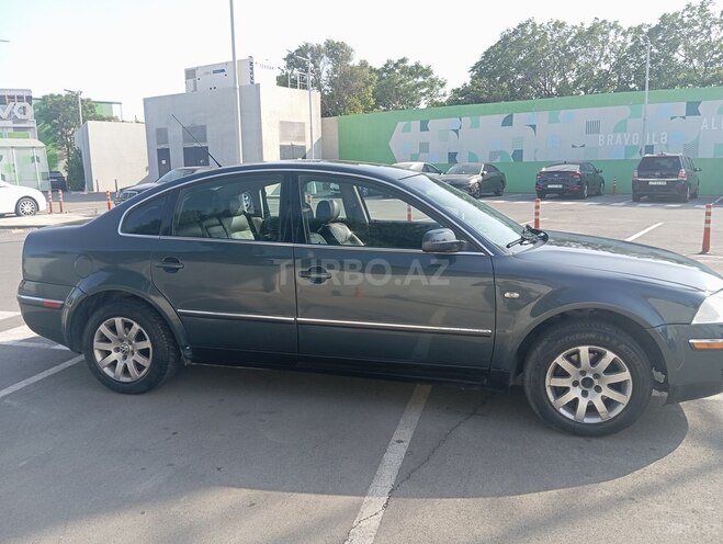 Volkswagen Passat 2003, 195,365 km - 1.8 л - Bakı