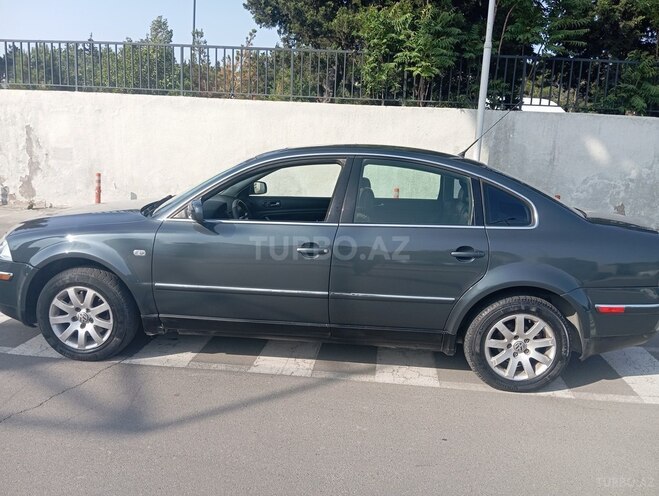 Volkswagen Passat 2003, 195,365 km - 1.8 л - Bakı