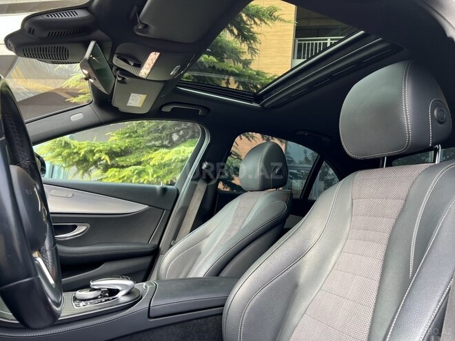 Mercedes E 220 d 2019, 215,000 km - 2.0 l - Bakı