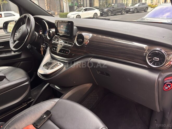Mercedes V 220 2023, 100,004 km - 2.2 l - Bakı