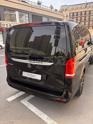 Mercedes V 220 2023, 100,004 km - 2.2 l - Bakı
