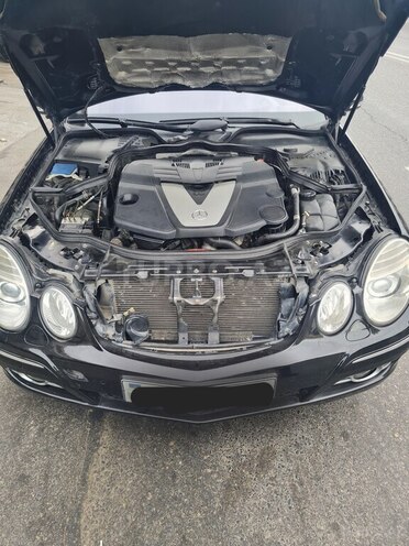 Mercedes E 280 2007, 300,000 km - 2.8 l - Bakı
