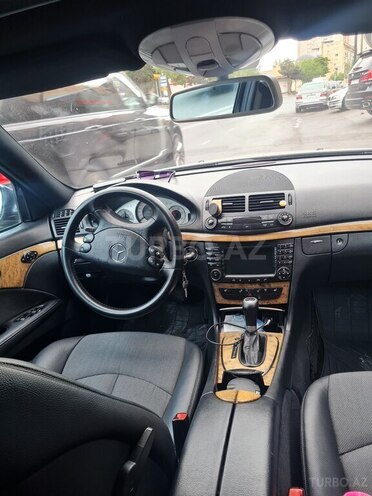 Mercedes E 280 2007, 300,000 km - 2.8 l - Bakı