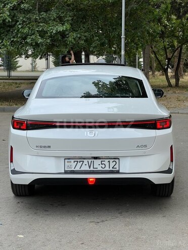 Changan Qiyuan A05 2025, 0 km - 1.5 l - Bakı