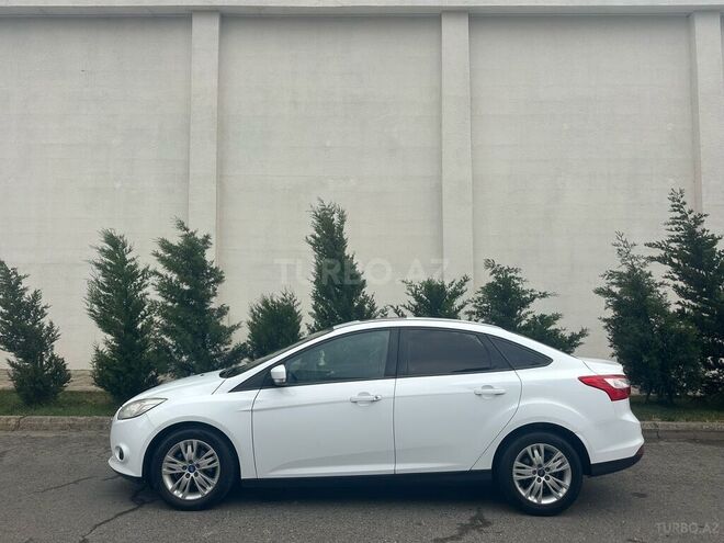 Ford Focus 2014, 195,000 km - 1.5 л - Bakı