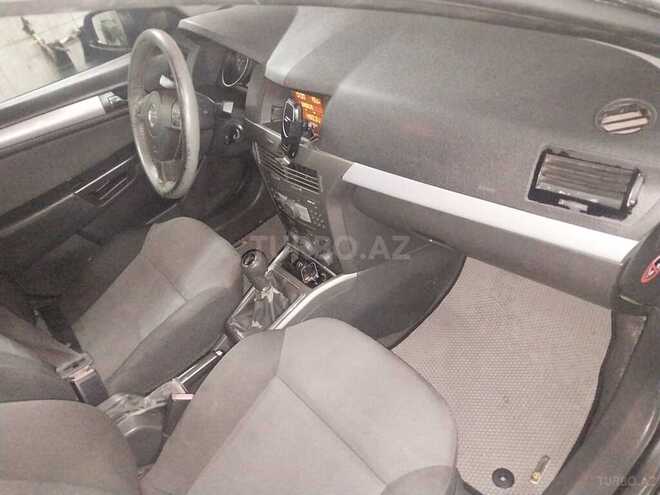 Opel Astra 2006, 375,000 km - 1.4 l - Quba