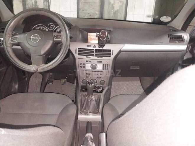 Opel Astra 2006, 375,000 km - 1.4 l - Quba