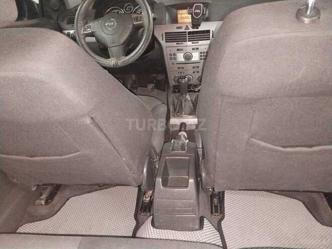 Opel Astra 2006, 375,000 km - 1.4 l - Quba