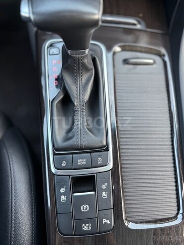 Kia K5-13