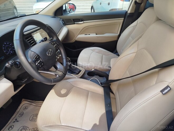 Hyundai Elantra 2019, 85,000 km - 2.0 l - Bakı