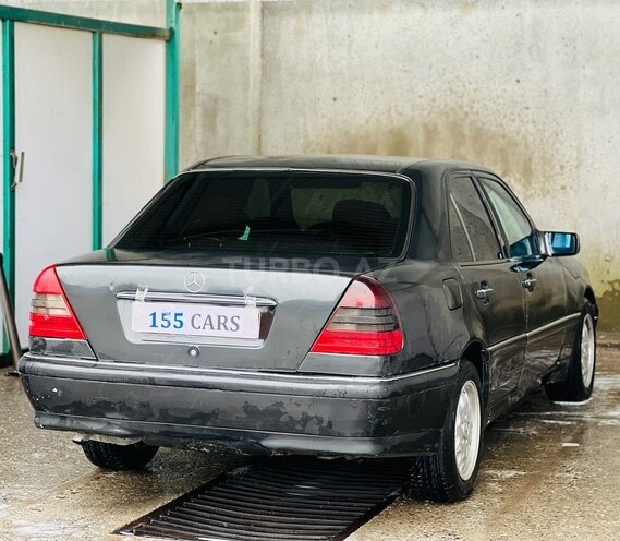 Mercedes C 250 d 1993, 298,371 km - 2.5 l - Bakı