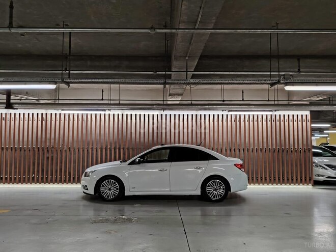 Chevrolet Cruze 2011, 350,000 km - 1.4 l - Gəncə