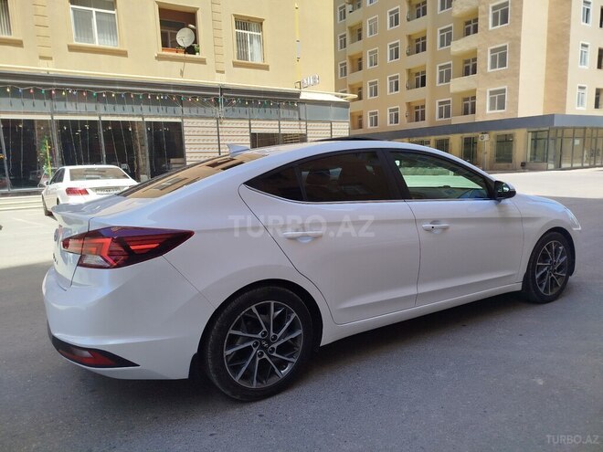 Hyundai Elantra 2019, 85,000 km - 2.0 l - Bakı