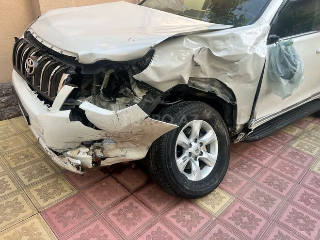Toyota Land Cruiser Prado 2012, 102,000 km - 2.7 l - Göyçay
