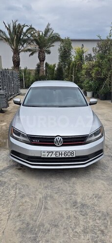 Volkswagen Jetta-1