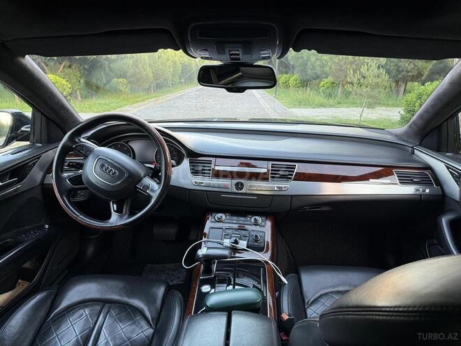 Audi A8 2012, 210,000 km - 4.0 л - Bakı