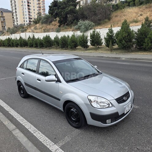 Kia Rio 2005, 390,000 km - 1.5 l - Bakı