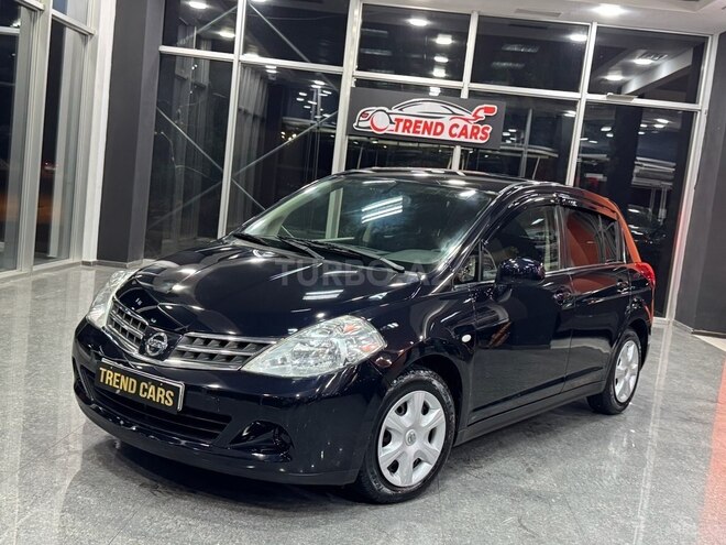 Nissan Tiida-1