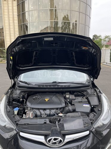 Hyundai Elantra 2015, 85,092 km - 1.8 l - Bakı