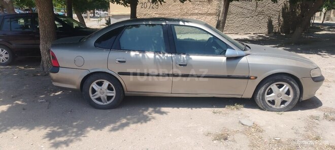 Opel Vectra 1996, 250,088 km - 2.0 l - Sumqayıt