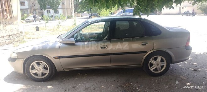Opel Vectra 1996, 250,088 km - 2.0 l - Sumqayıt