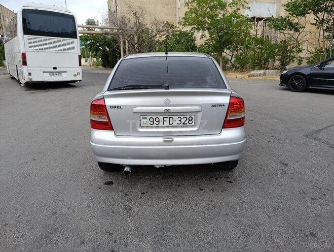 Opel Astra 1999, 326,500 km - 1.6 л - Bakı