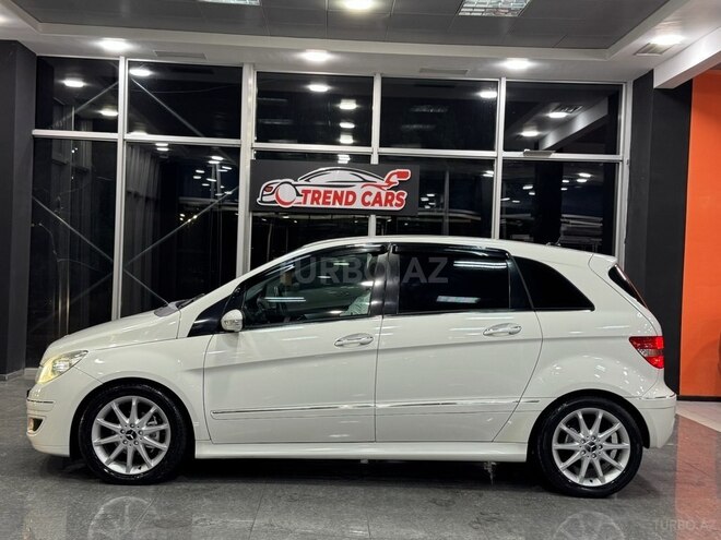 Mercedes B 170-3