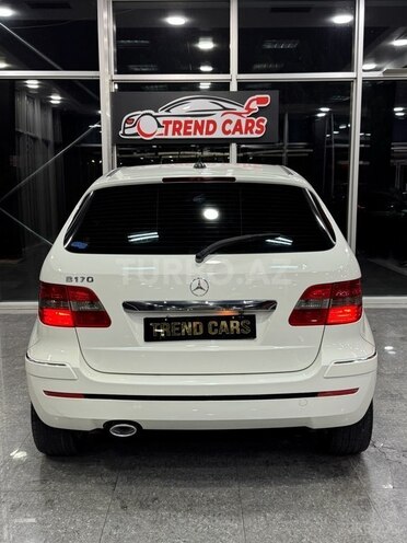 Mercedes B 170-9