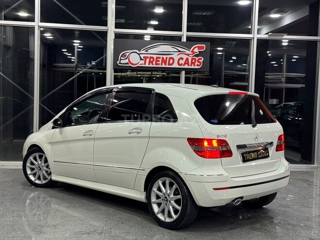 Mercedes B 170-6