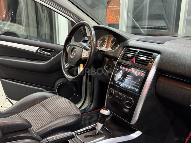 Mercedes B 170-17