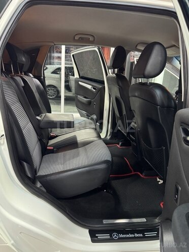 Mercedes B 170-22