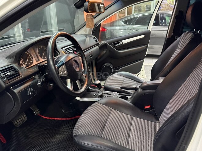 Mercedes B 170-14