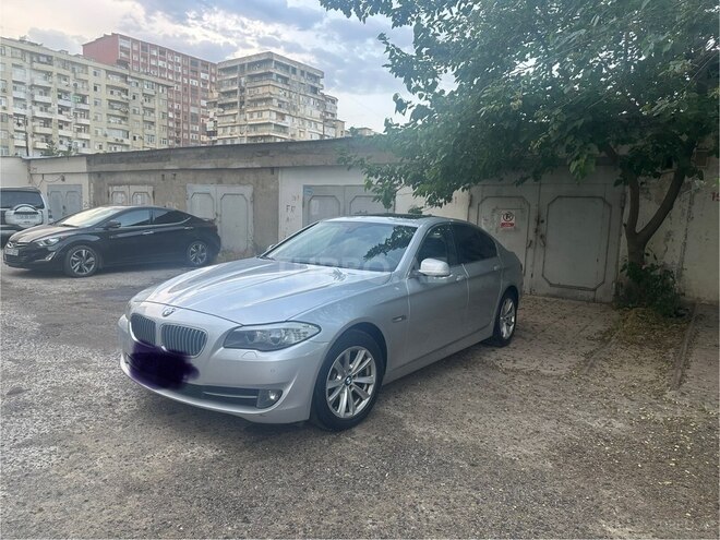 BMW 520 2013, 320,000 km - 2.0 l - Bakı