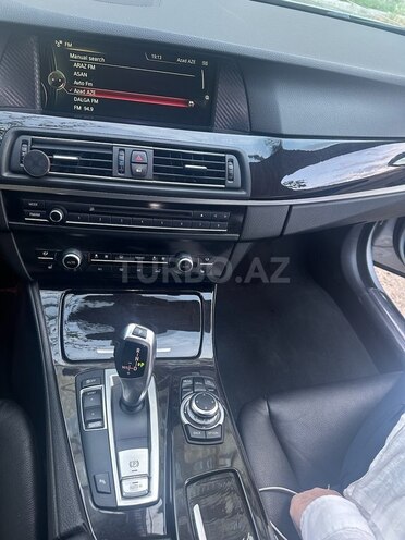 BMW 520 2013, 320,000 km - 2.0 l - Bakı