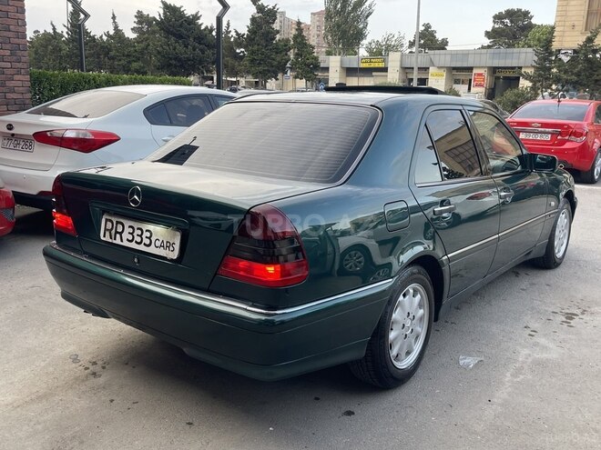 Mercedes C 240 1998, 220,000 km - 2.4 l - Sumqayıt