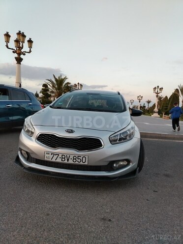 Kia  2012, 260,000 km - 1.4 l - Gəncə
