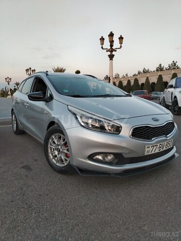 Kia  2012, 260,000 km - 1.4 l - Gəncə