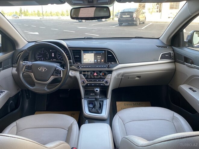 Hyundai Elantra 2016, 97,137 km - 2.0 л - Sumqayıt