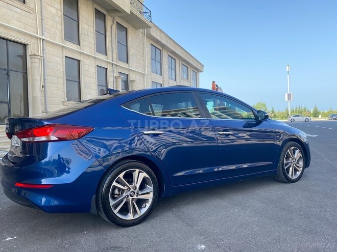 Hyundai Elantra 2016, 97,137 km - 2.0 л - Sumqayıt